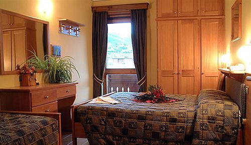 Hotel Baita Della Luna Ливиньо Екстериор снимка
