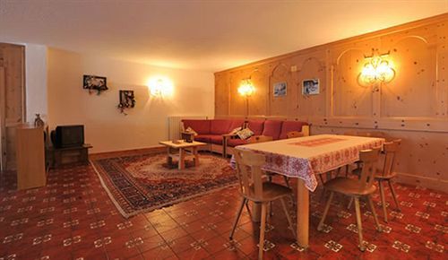 Hotel Baita Della Luna Ливиньо Екстериор снимка